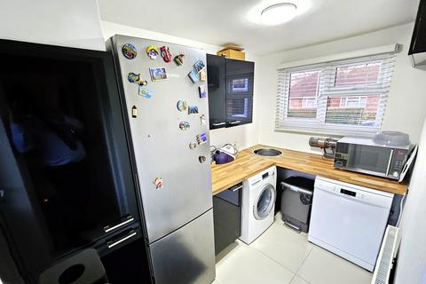 18 Barnsland, West End, Southampton, SO30 3AL