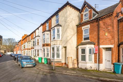 3 bedroom terraced house for sale, Lees Hill Street, Nottingham, Nottinghamshire, NG2