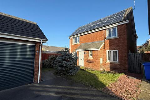 4 bedroom detached house for sale, Bow Bridge Close, Market Weighton, York