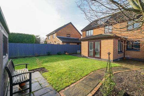 5 bedroom detached house for sale, Wren Walk, Edlesborough, Dunstable