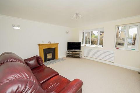 5 bedroom detached house for sale, Wren Walk, Edlesborough, Dunstable