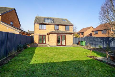 5 bedroom detached house for sale, Wren Walk, Edlesborough, Dunstable