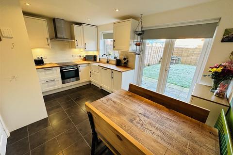 3 bedroom semi-detached house for sale, Elston Avenue, Selby