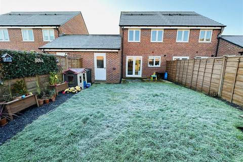 3 bedroom semi-detached house for sale, Elston Avenue, Selby