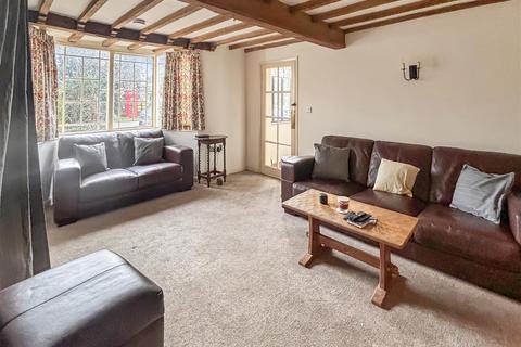 3 bedroom character property to rent, Charlecote, Warwick