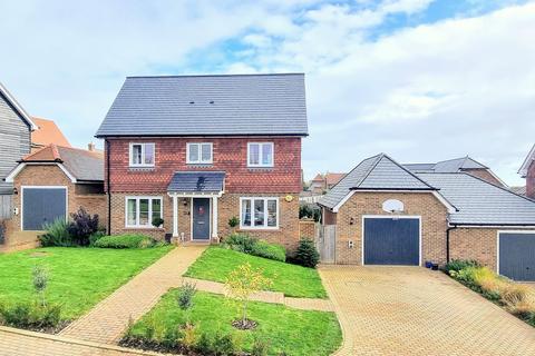 4 bedroom detached house for sale, Town Wood Close, Lindfield, RH16