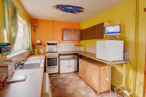 64 Churchfields Close, Bromsgrove, B61 8EE