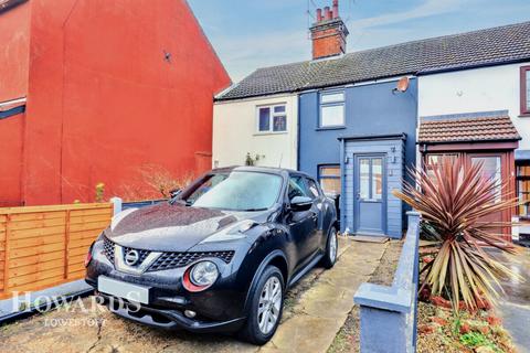 2 bedroom terraced house for sale, Clapham Road North, Lowestoft