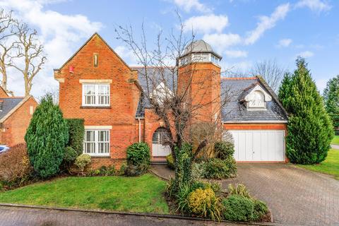 4 bedroom property for sale, Virginia Water