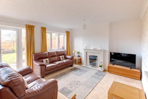 37 Barley Croft, Stoke Heath, Bromsgrove, B60 3QG