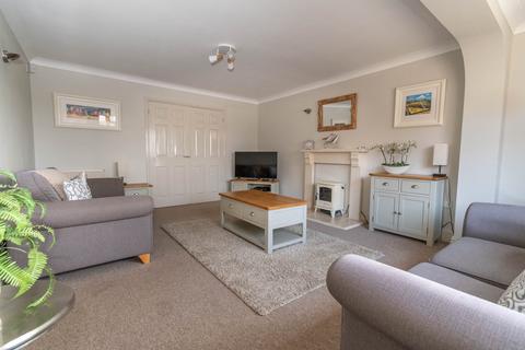 4 bedroom detached house for sale, Northfield Crescent, Wells-next-the-Sea, NR23