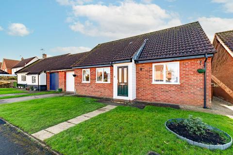 2 bedroom detached bungalow for sale, Queensway, Watton