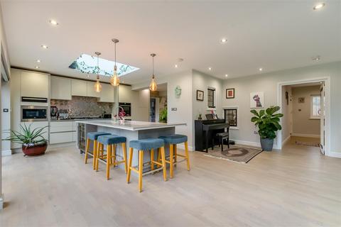 4 bedroom detached house for sale, Loose Road, Maidstone