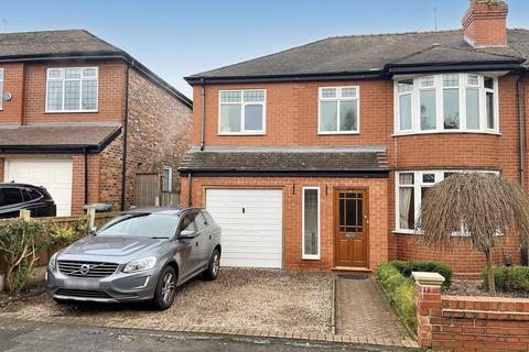 4 bedroom semi-detached house for sale, Denbury Avenue, Stockton Heath WA4