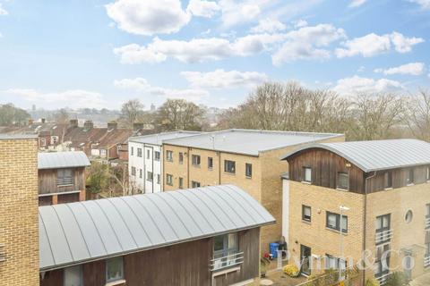 80 Bertram Way, Norwich, NR1 1FD