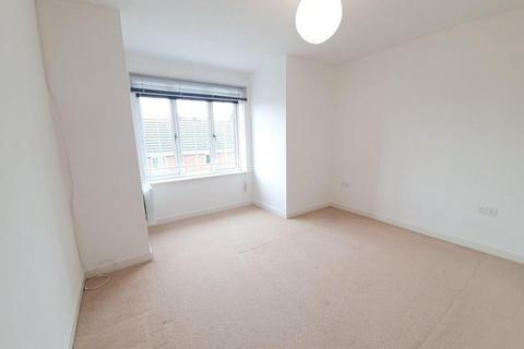 2 bedroom flat to rent, Kingswell Avenue, Nottingham NG5