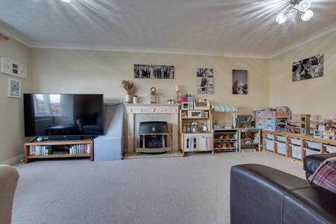 7 Hagbech Hall Close, Emneth, Wisbech, PE14 8EB