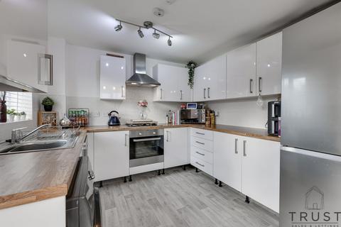 1 Calder Close, Mirfield, WF14 8JG
