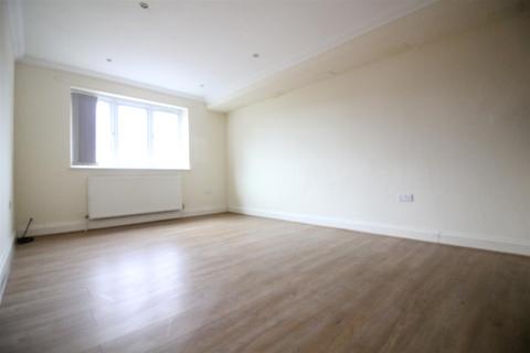 1 bedroom flat to rent, Langley Road, Slough