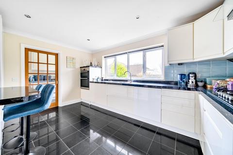 5 bedroom detached house for sale, Harvest Way, Hawkinge, CT18