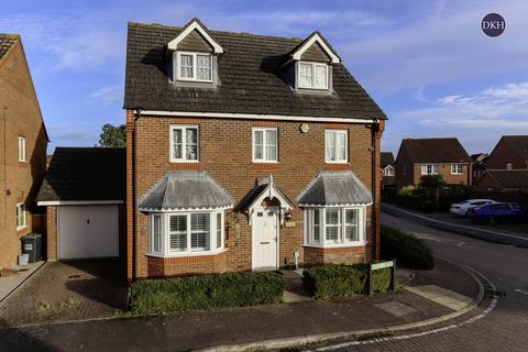 5 bedroom detached house for sale, Royce Grove, Watford WD25