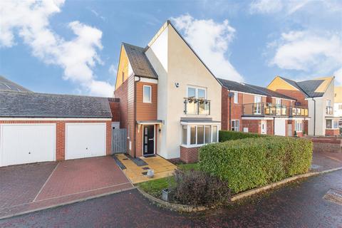 4 bedroom detached house for sale, Bowden Close, Great Park, NE13