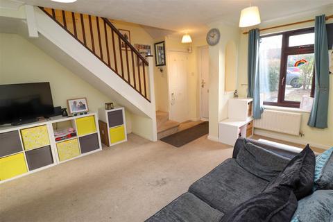 2 bedroom end of terrace house for sale, Mill Corner, Fleet GU51