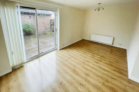 3 bedroom terraced house for sale, Foxwist Close, Chester, Cheshire, CH2