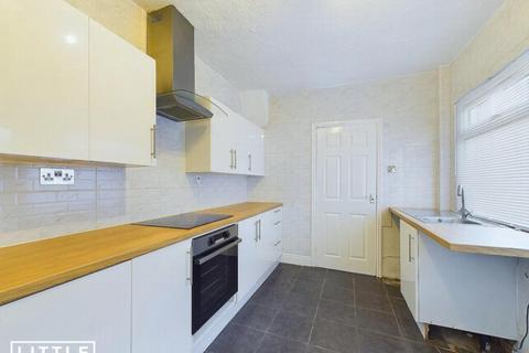 3 bedroom terraced house to rent, Owen Street, St. Helens, WA10