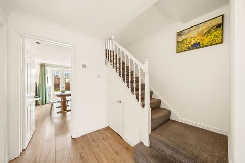 6 Magnus Drive, Basingstoke, RG22 4TX