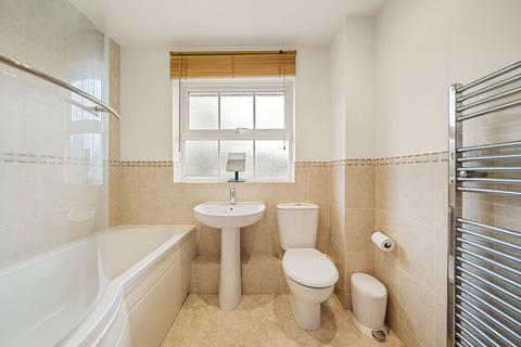6 Magnus Drive, Basingstoke, RG22 4TX