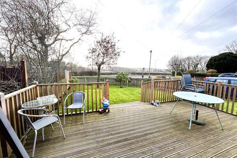 3 bedroom semi-detached house for sale, Stainsby Avenue, Ilkeston DE7