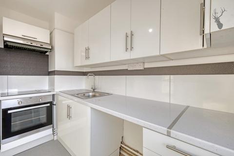 Flat 40, Elton House Candy Street, London, E3 2LJ