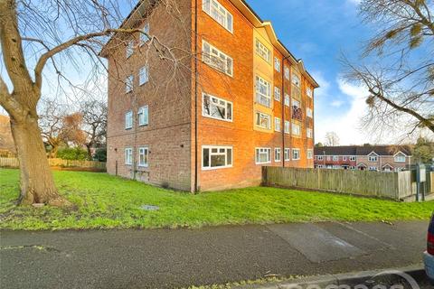 4 bedroom apartment for sale, The Chantrys, Farnham, Surrey