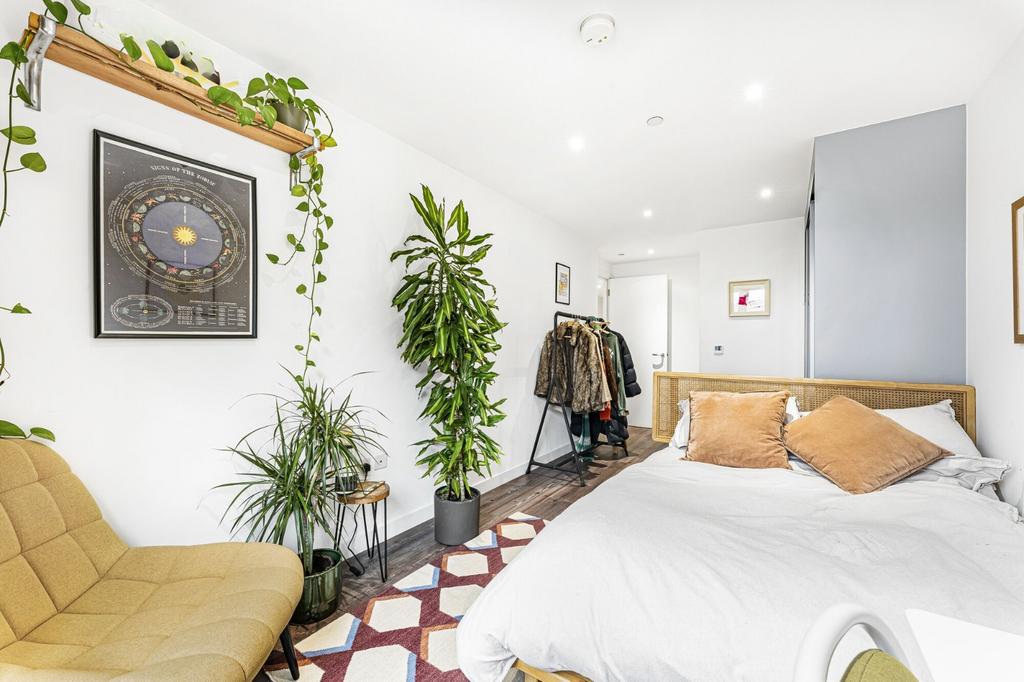 Apartment in London - View 4