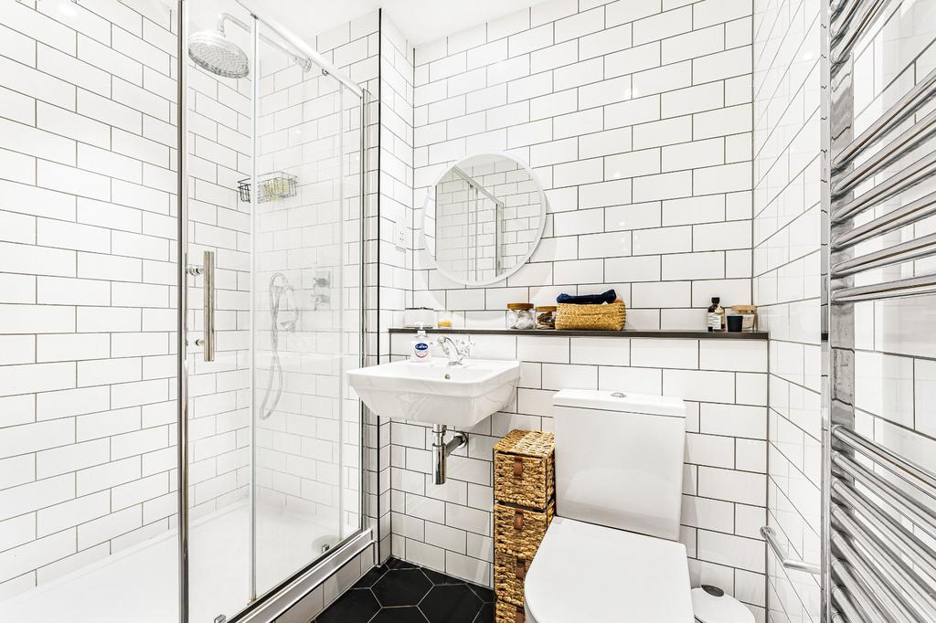 Apartment in London - View 5