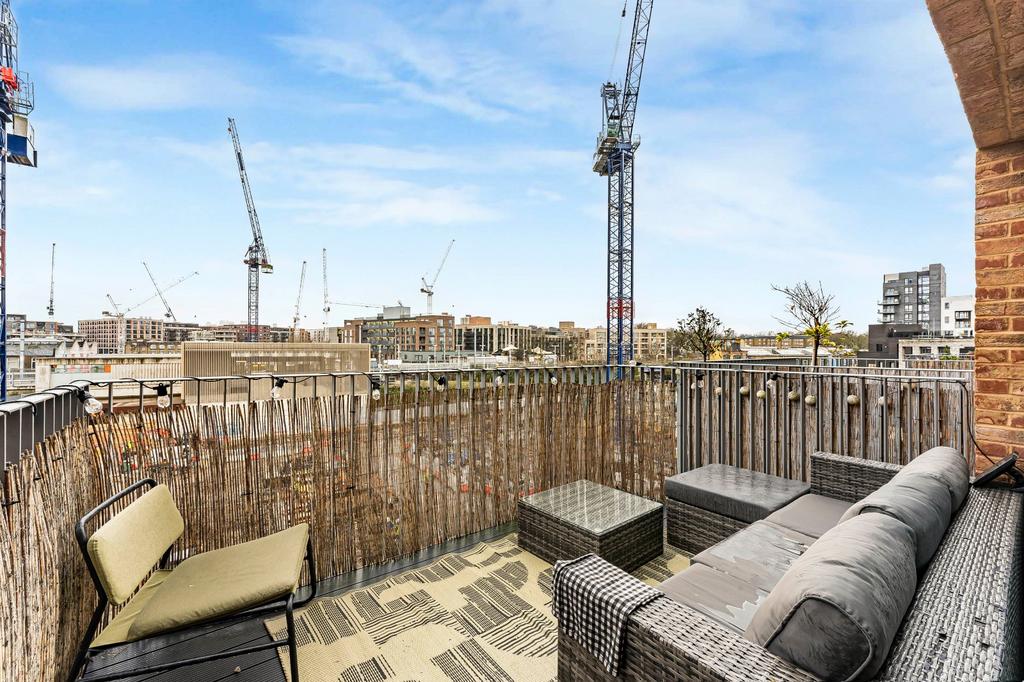 Apartment in London - More
