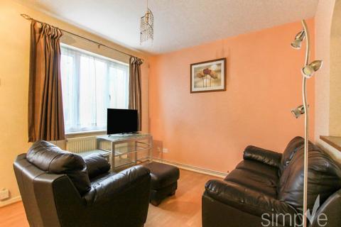 1 bedroom house to rent, Hogarth Crescent, London,