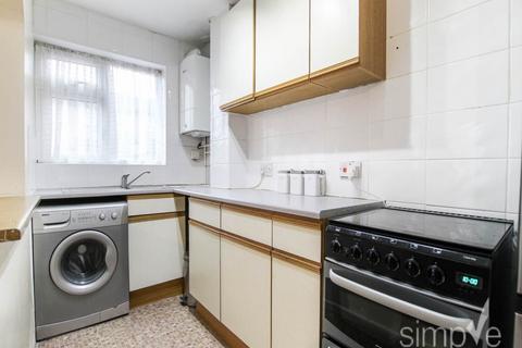 1 bedroom house to rent, Hogarth Crescent, London,