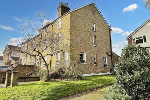 3 bedroom end of terrace house for sale, Scotts Road, Ware SG12