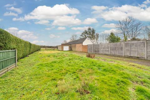 3 bedroom semi-detached bungalow for sale, Milton Road, Clapham