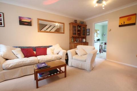 2 bedroom end of terrace house to rent, Blencarn Close, Woking GU21