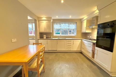 4 bedroom detached house for sale, Swindon SN1