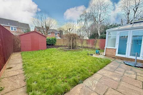 32 Briar Fields, Swindon, SN1 2QW