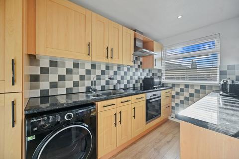 1 bedroom flat to rent, Vine Close, Sutton, SM1