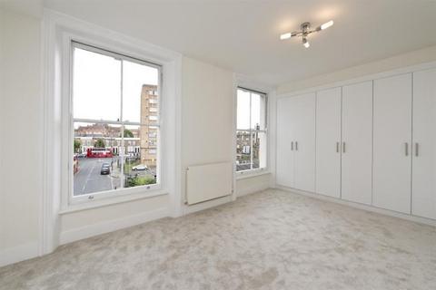 3 bedroom flat to rent, Malvern Road, London, NW6