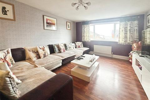 4 bedroom detached house for sale, Hall Drive, Liversedge, West Yorkshire, WF15