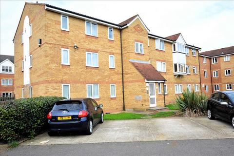 1 bedroom flat for sale, Redford Close, Feltham, Middlesex, TW13