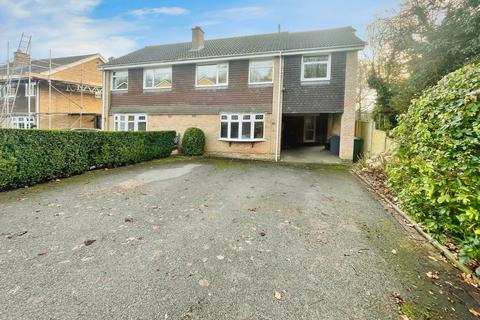 4 bedroom semi-detached house for sale, Masefield Avenue, Swadlincote DE11