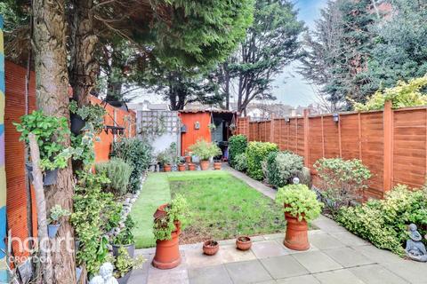 4 bedroom terraced house for sale, Canterbury Road, Croydon